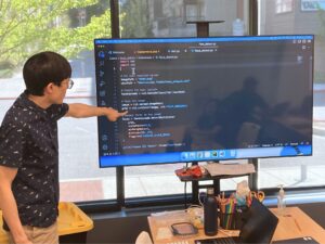 iCode instructor teaching Python Programming